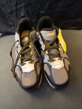 Avia mens Gray and Yellow Athletic Sneakers